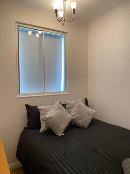 شقة لندن  في 018- Premium Location Regent Park Radley House المظهر الخارجي الصورة